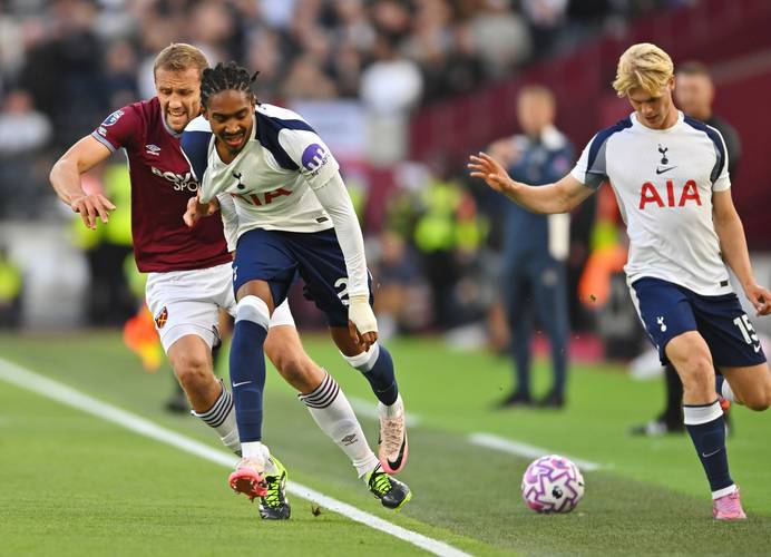 众望所归！戈洛夫金荣耀入驻拳击名人堂，另外两位热门拳手意外落选引关注（实至名归：戈洛夫金入选拳击名人堂，两位大热拳手爆冷无缘引热议）