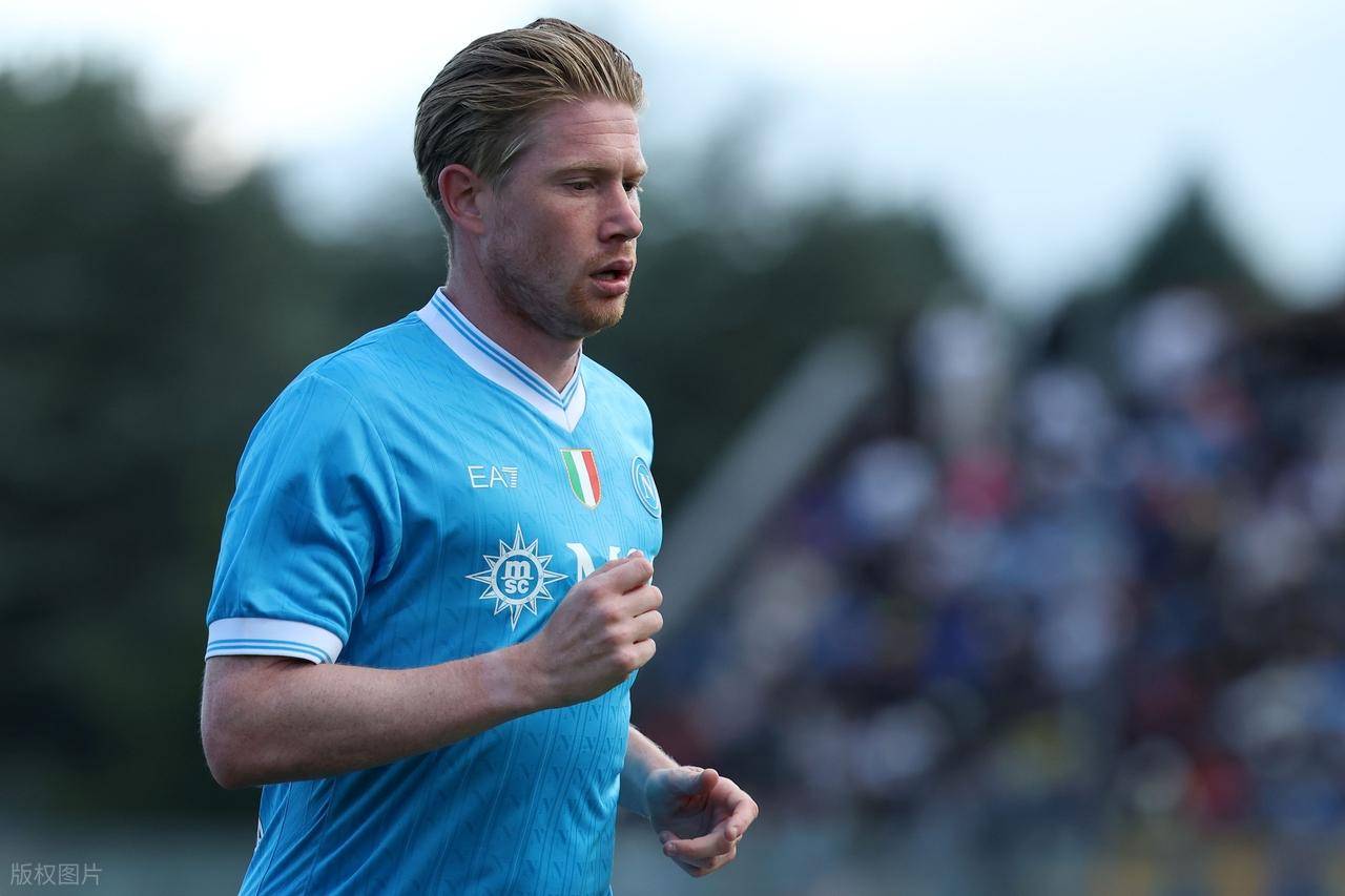 罗体：斯帕莱蒂重回那不勒斯全程遭嘘，球迷不原谅他执教尤文（罗体：斯帕莱蒂重返那不勒斯遭全场嘘声，因曾执教尤文未获球迷谅解）