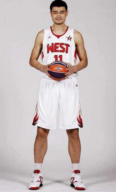 铜梁龙致谢蓉城：期待成渝两地共同推动西部足球事业蓬勃发展（铜梁龙感谢蓉城：盼成渝携手助力西部足球腾飞）