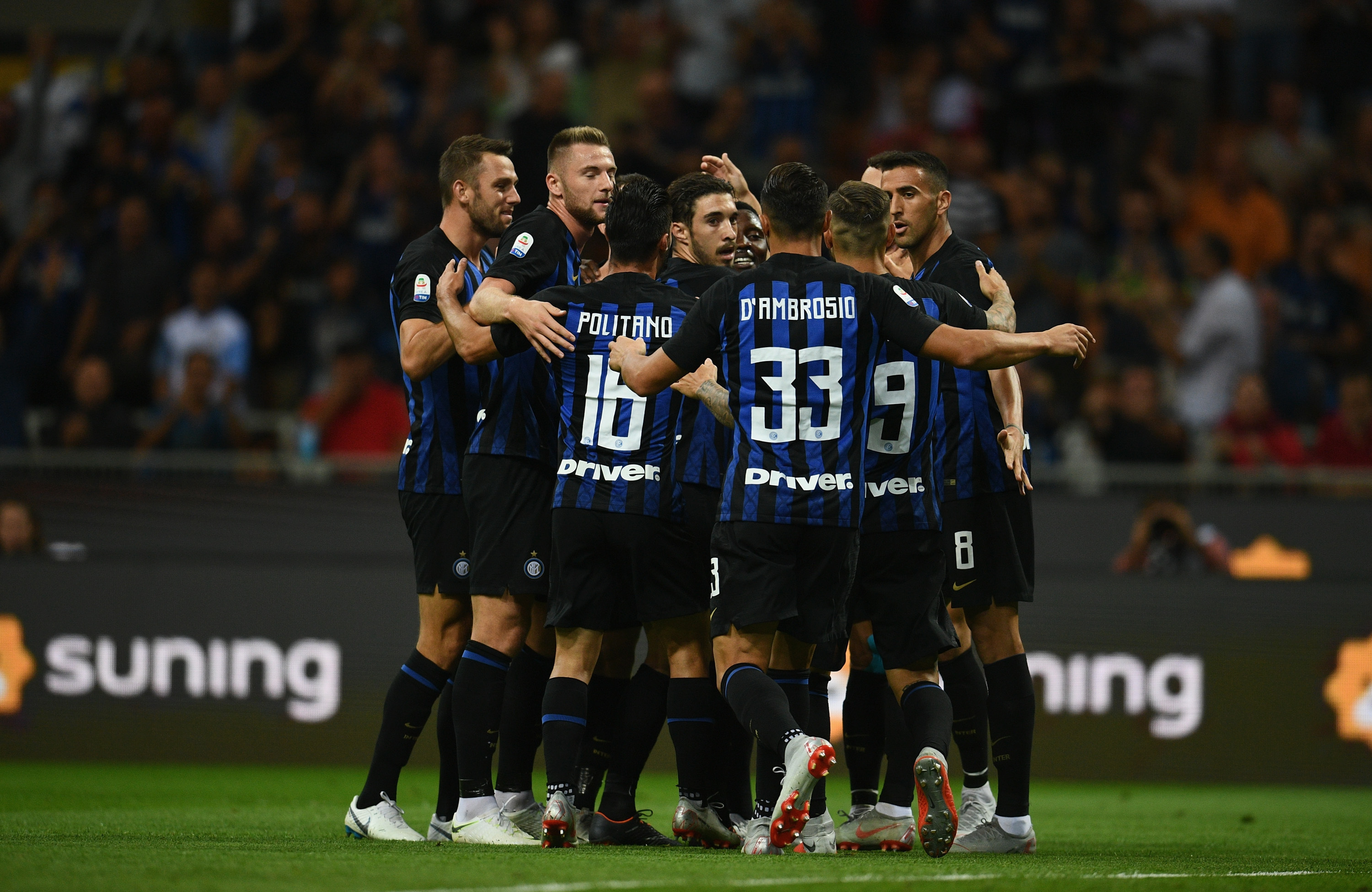 每体：马丁的出色表现将使巴萨暂时搁置冬窗引进中卫计划（每体：马丁高光发挥促使巴萨暂缓冬窗中卫引援）