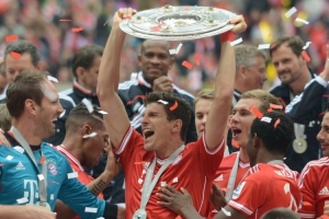 意媒丨阿莱格里要求引援补强，但红鸟……（意媒：阿莱格里力促引援补强，红鸟仍观望）