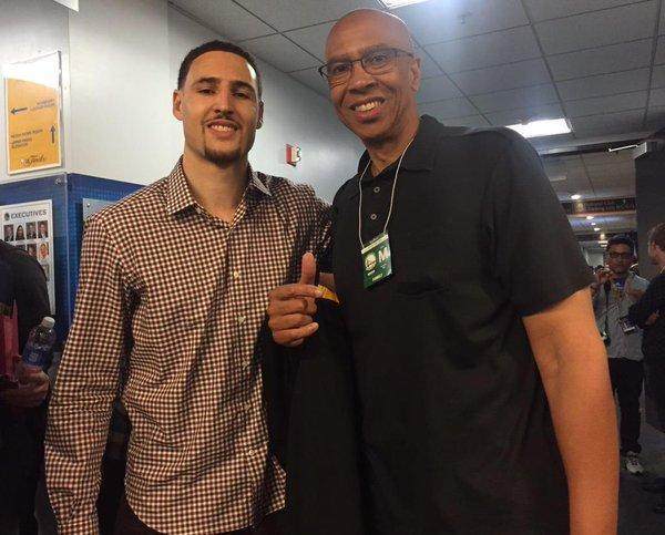 姆本扎：中国足球在精神层面需树立更坚定的目标，要重视青训（姆本扎：中国足球应在精神层面确立更坚定目标，并加大青训力度）