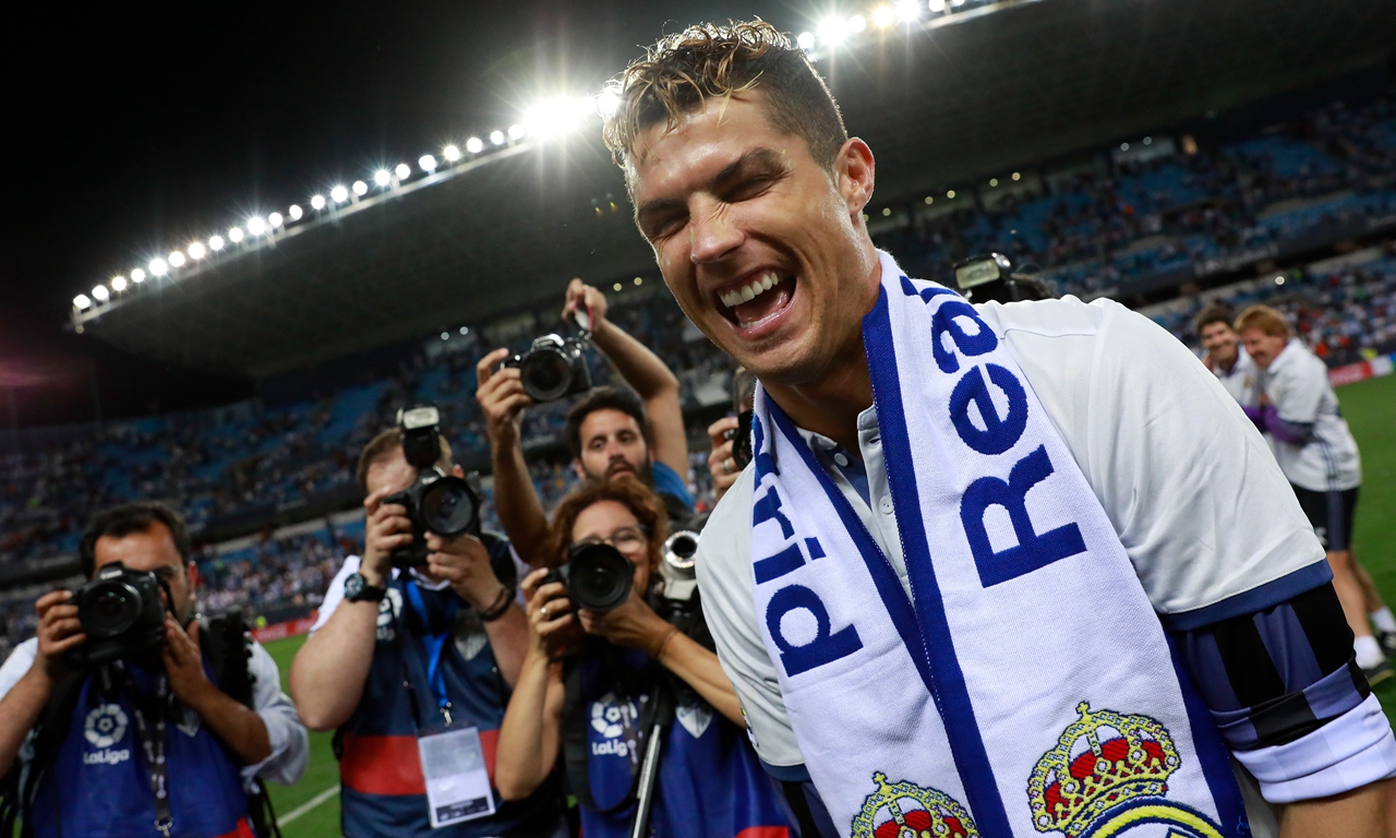 TA：FIFA在卖世界杯期间的停车证，价格是每场75至175美元（TA：FIFA将世界杯赛事停车证对外发售，单场售价75至175美元）