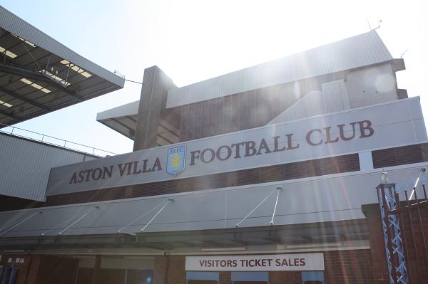 湖人末节爆发战胜掘金（湖人末节发力力克掘金）