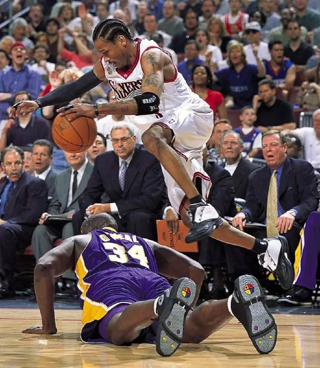 每体：库库离开巴萨因为不被信任，巴尔韦德当时看好米兰达（每体：信任缺失促使库库离队巴萨，巴尔韦德当年更青睐米兰达）