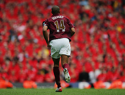 NBA：太阳击败篮网 杜兰特砍下35分（NBA：杜兰特轰35分 太阳力克篮网）