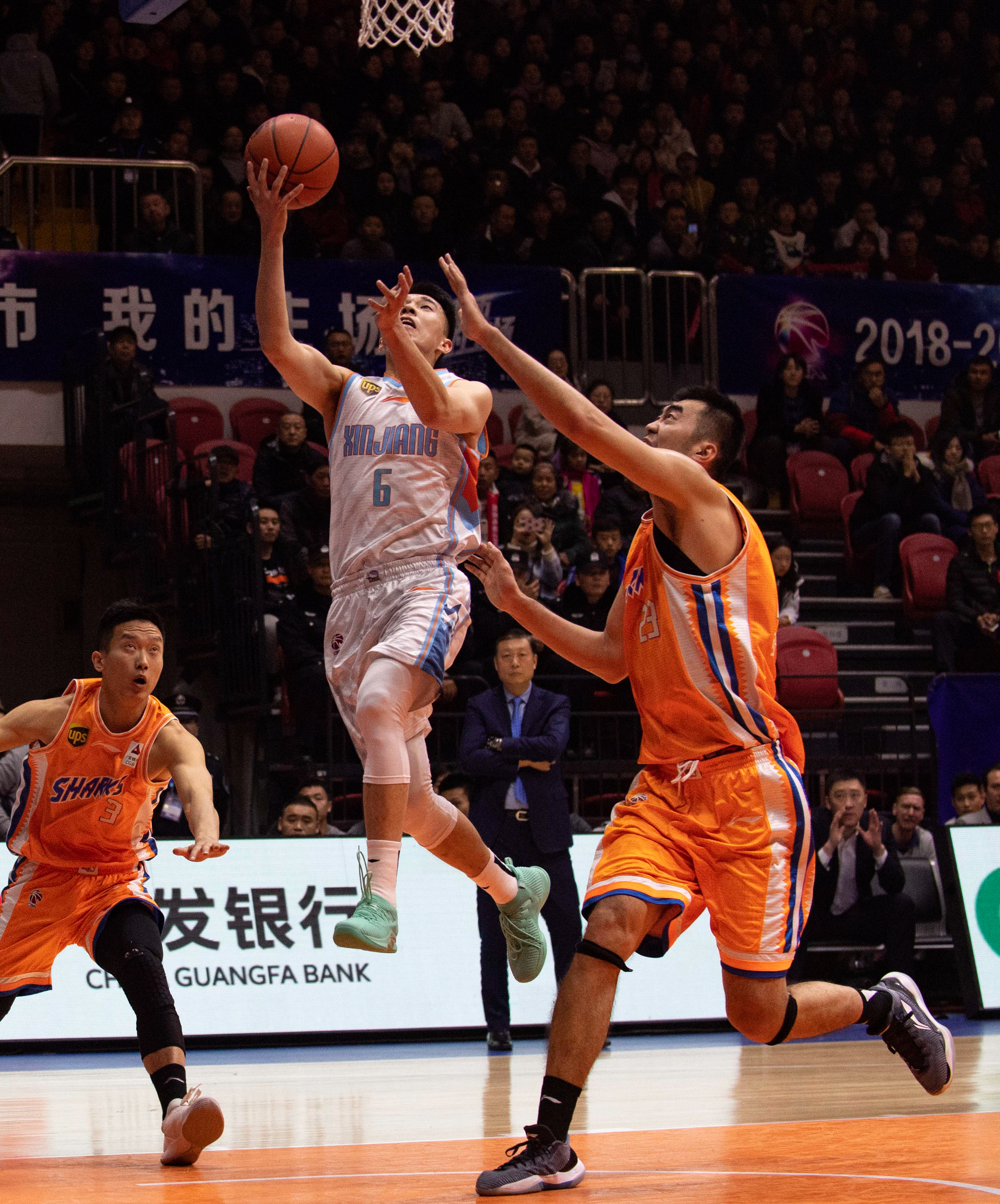 索尔巴肯：圣西罗为哈兰德鼓掌是顶级礼遇；挪威将进入新时代（索尔巴肯：圣西罗向哈兰德鼓掌堪称最高礼遇，挪威即将迈入新时代）