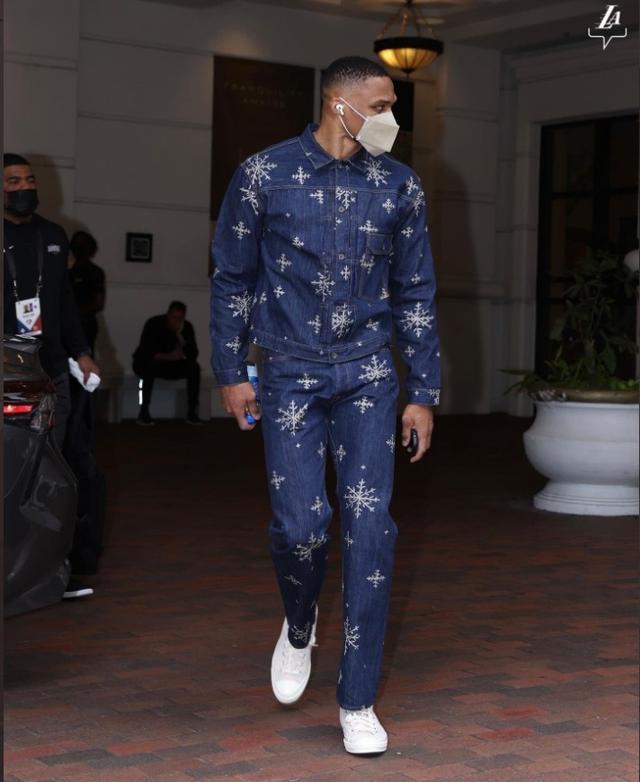 瓜迪奥拉：罗德里腘绳肌仍有问题；阿森纳太强了差距已经存在（瓜迪奥拉：罗德里腘绳肌仍未恢复；阿森纳强势，差距已显现）