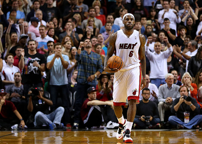 乌迪内斯2-0帕尔马，扎尼奥洛破门，凯南-戴维斯锦上添花（乌迪内斯2比0力克帕尔马：扎尼奥洛先开纪录，凯南-戴维斯锁定胜局）